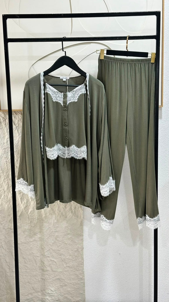 بيجامة نسائي 3ق