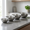 أوعية من الستانلس ستيل