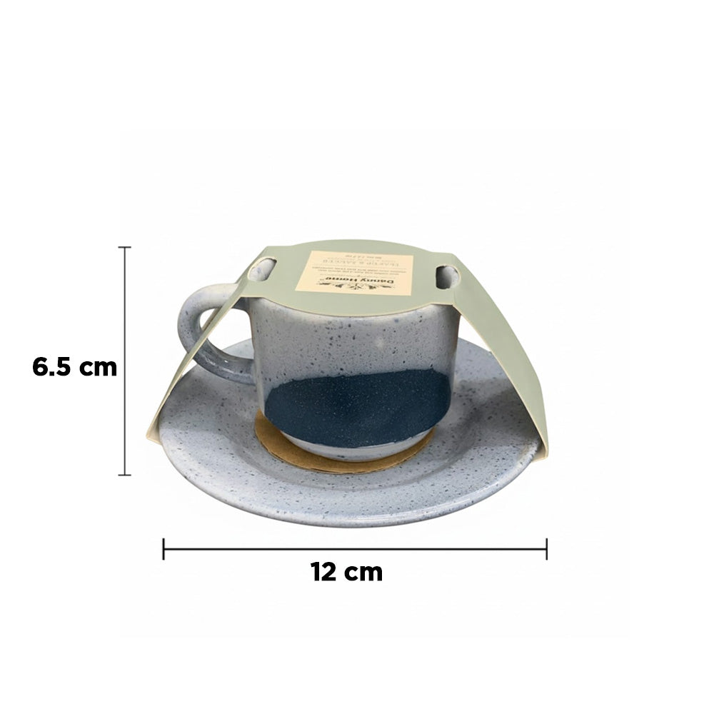 فنجان قهوة تصميم من وحي الهدوء