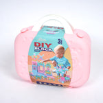 مكعبات بلاستيكية وألعاب بناء نموذجية