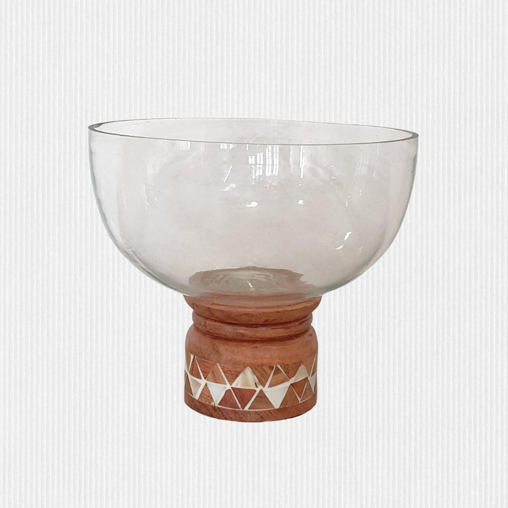 وعاء زجاجى صغير