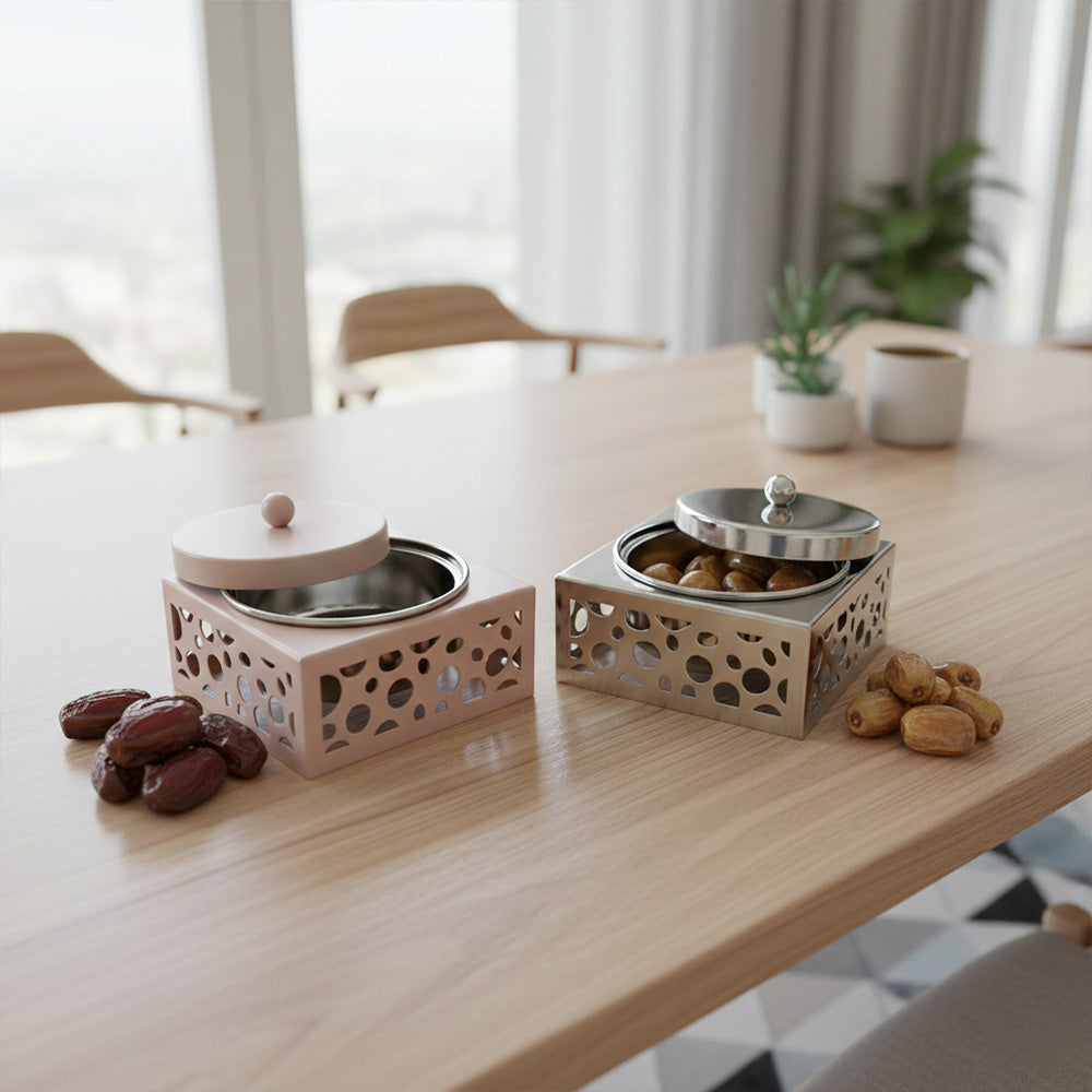 وعاء تمر وسط