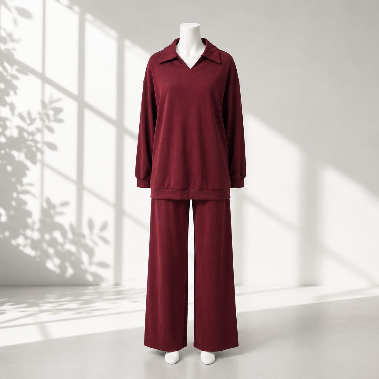 بدلة نسائي قبة V