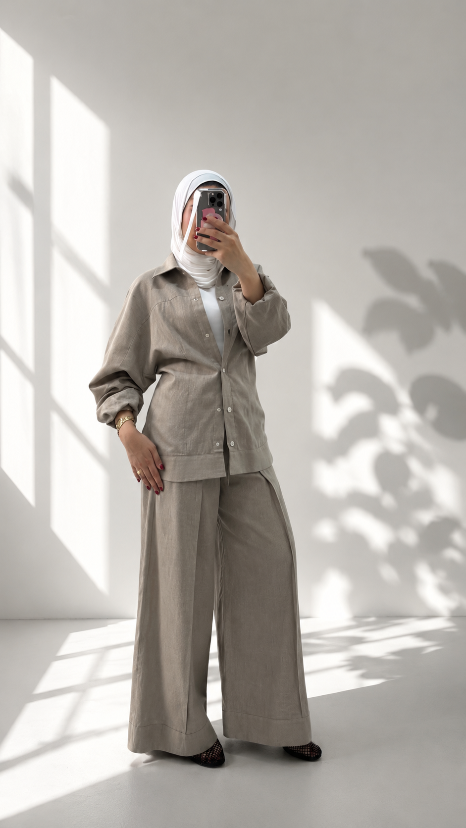 بدلة نسائي لنن