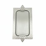 صينية معدنية فاخرة بنقوش هندسية