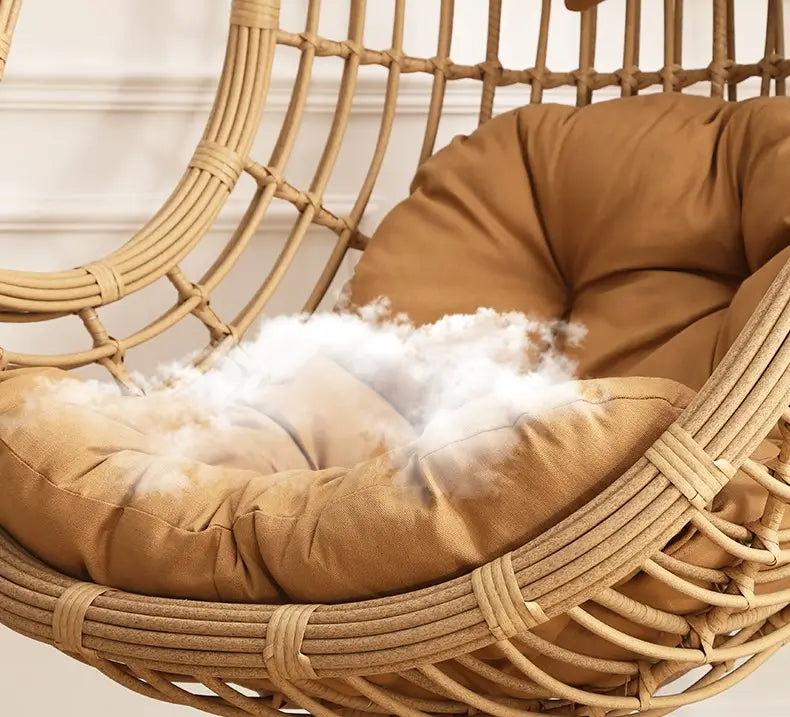 كرسي بيضاوي معلق