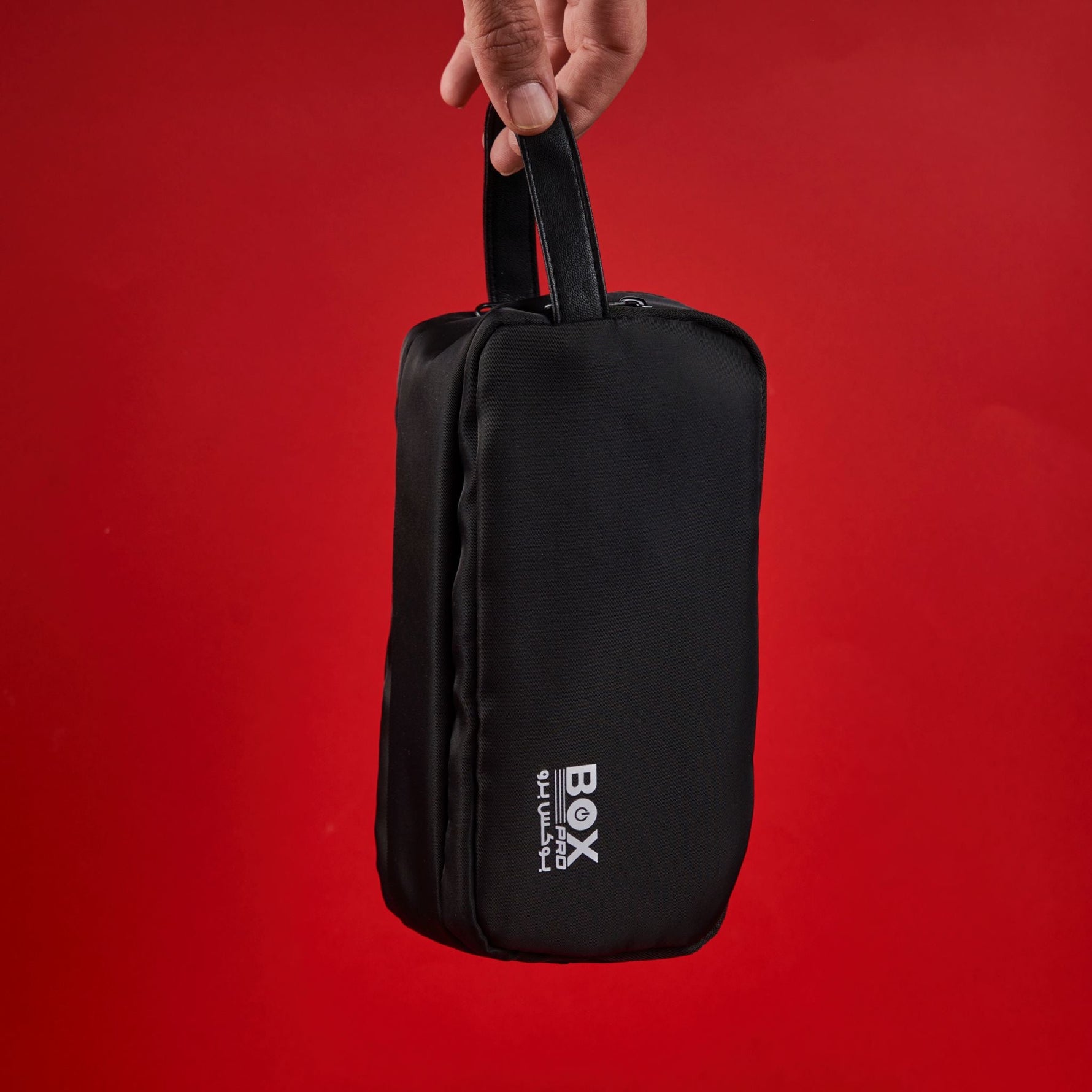 حقيبة كلاتش أنيقة