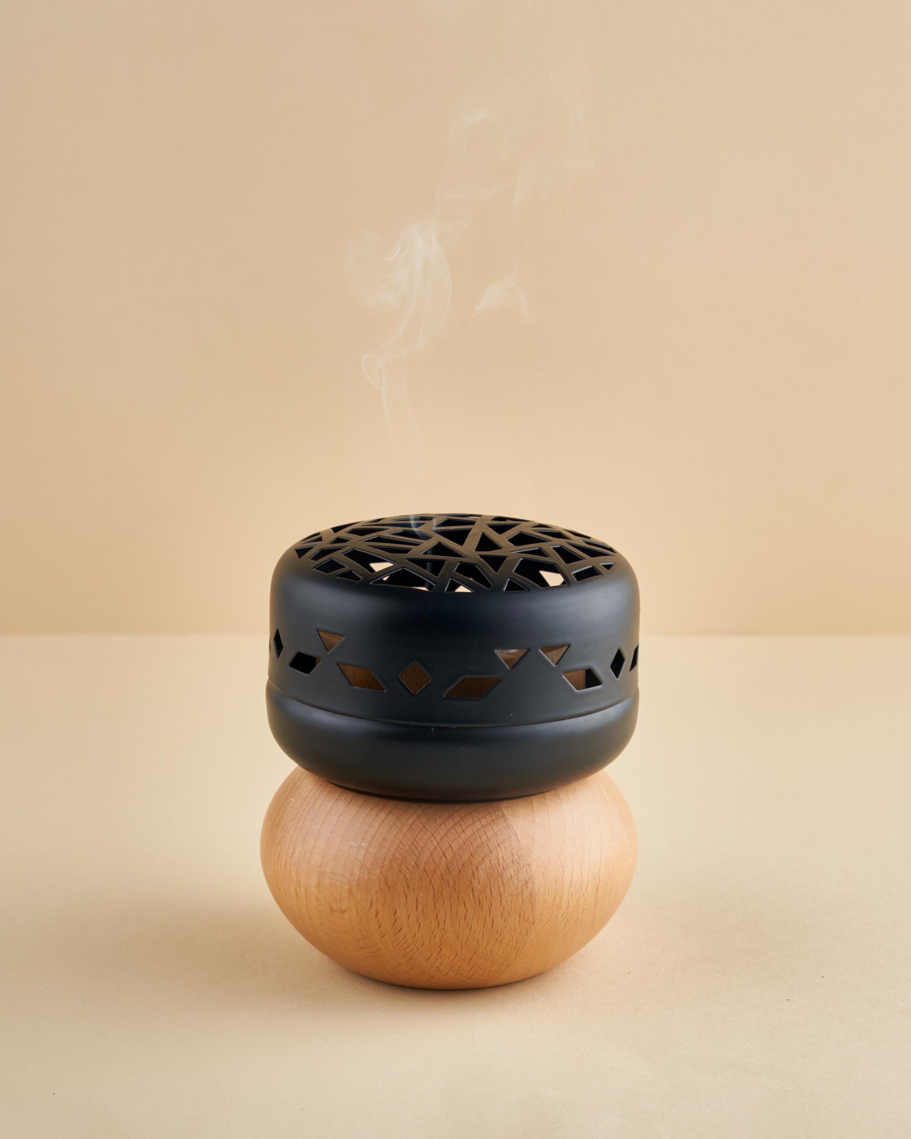 مبخر بقاعدة