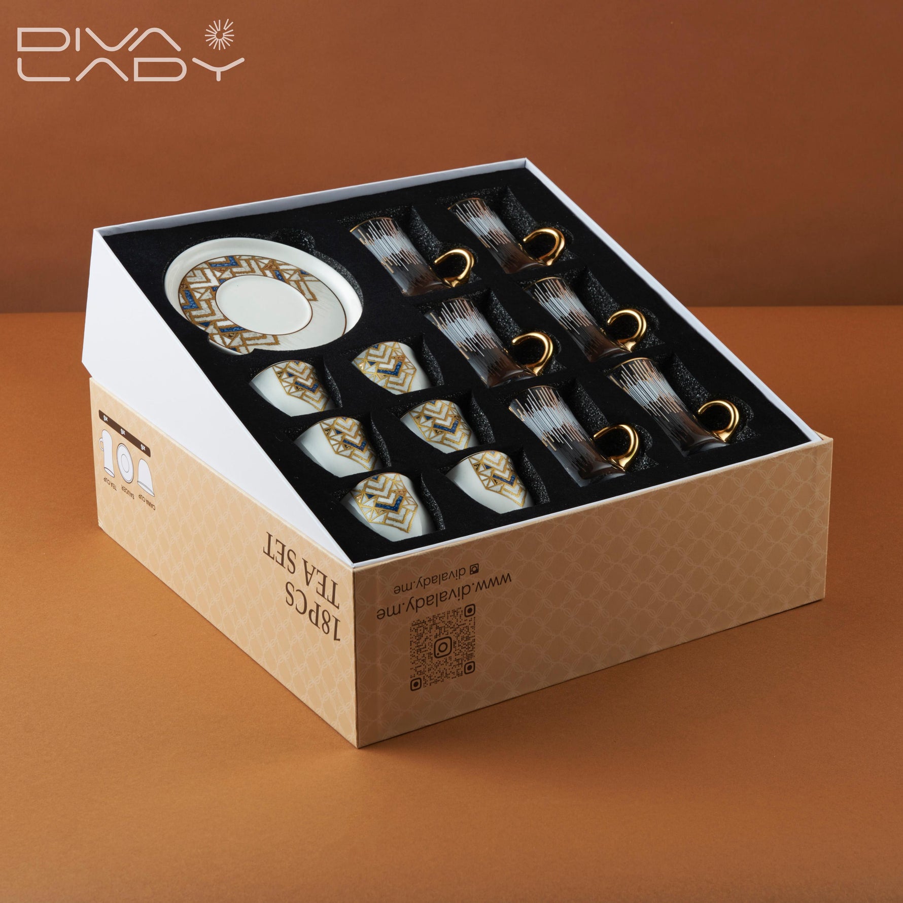 طقم استكانه وفنجان 18 قطعة بنقشتين