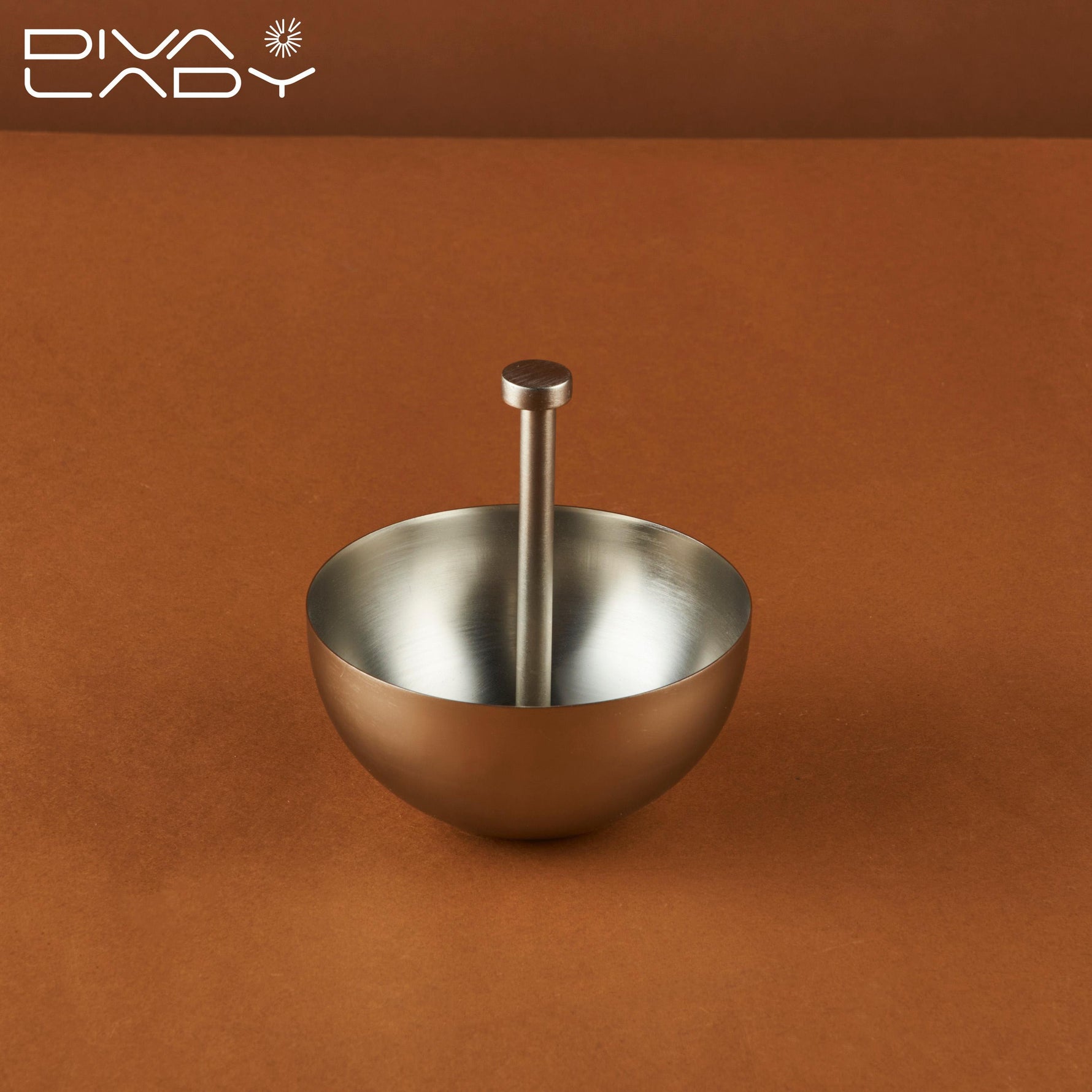 وعاء فاكهة معدني