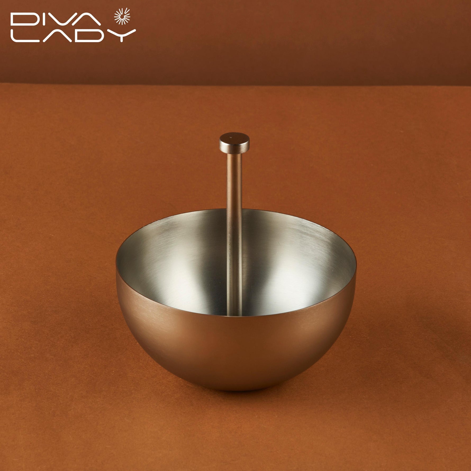 وعاء فاكهة معدني