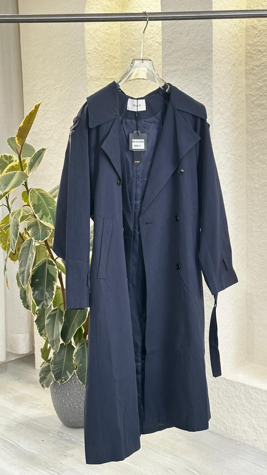 جاكيت نسائي طويل بحزام