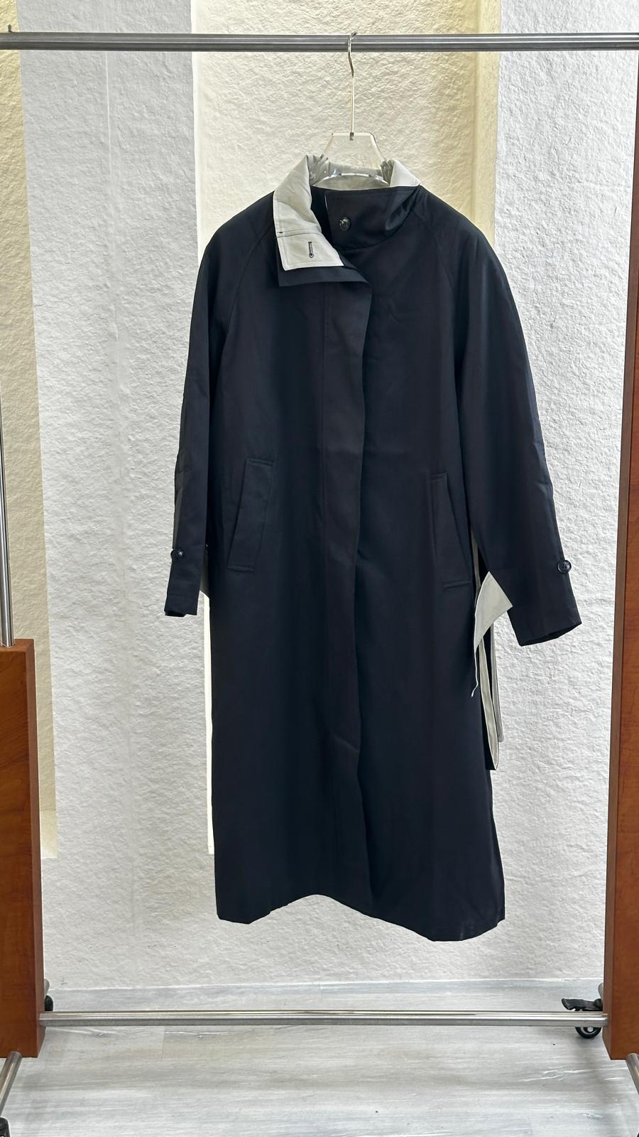 جاكيت نسائي طويل