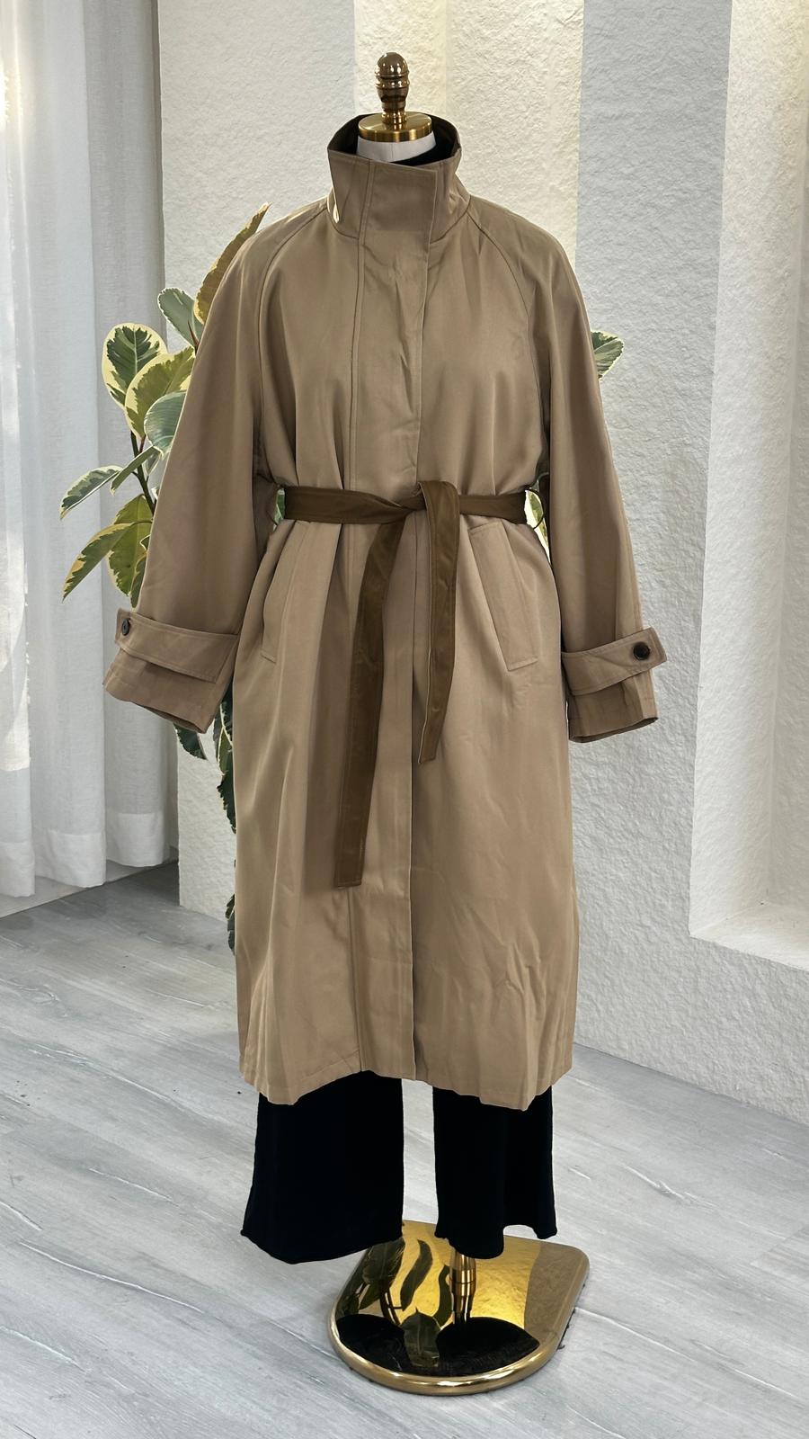 جاكيت نسائي طويل