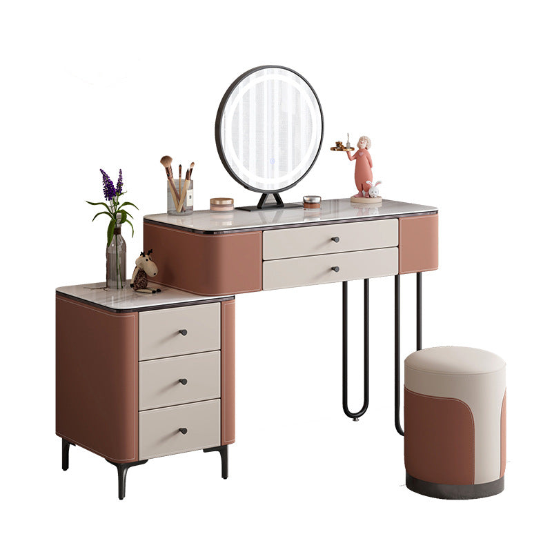 طاولة الماكياج مع مرآة مضيئة