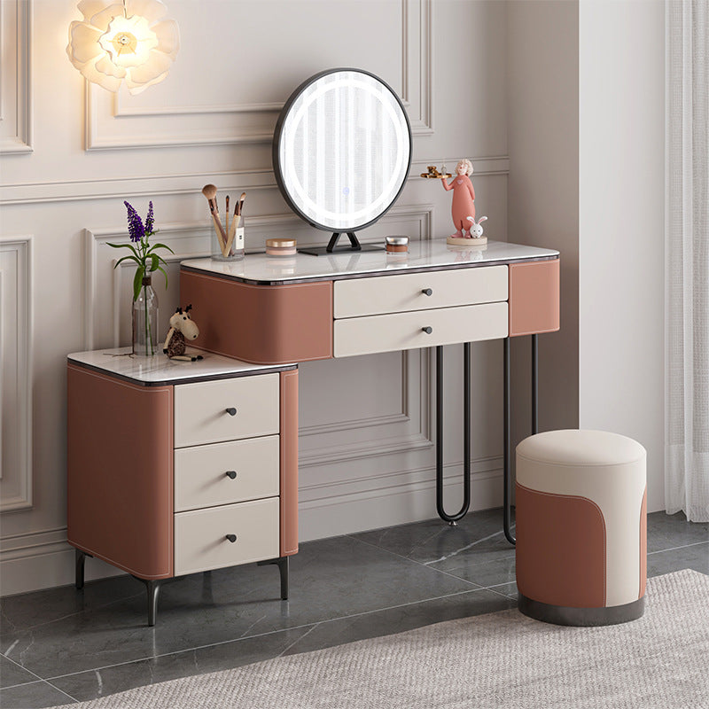 طاولة الماكياج مع مرآة مضيئة