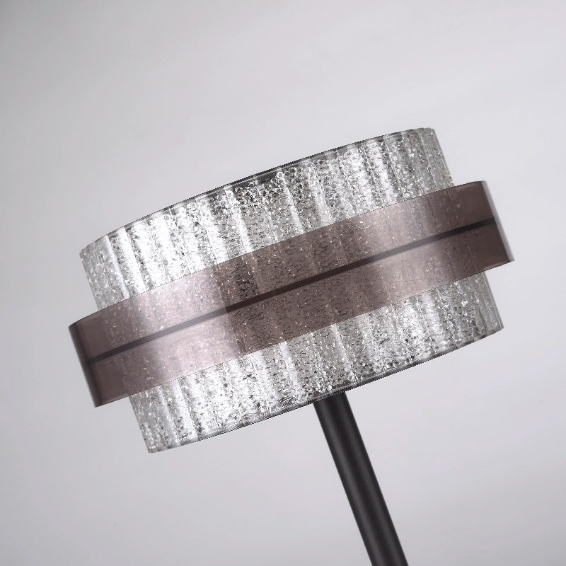 مصباح ليد طاولة على الطراز الاسكندنافي