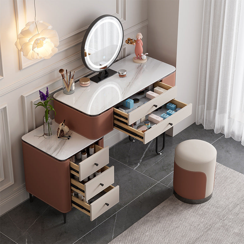 طاولة الماكياج مع مرآة مضيئة