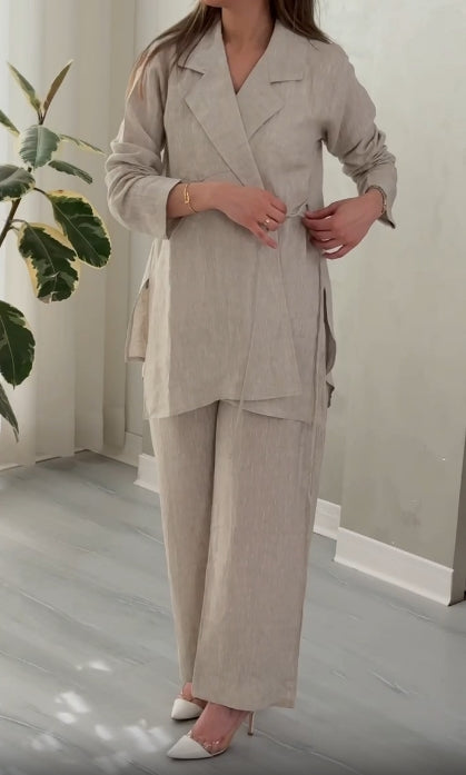 بدلة نسائي