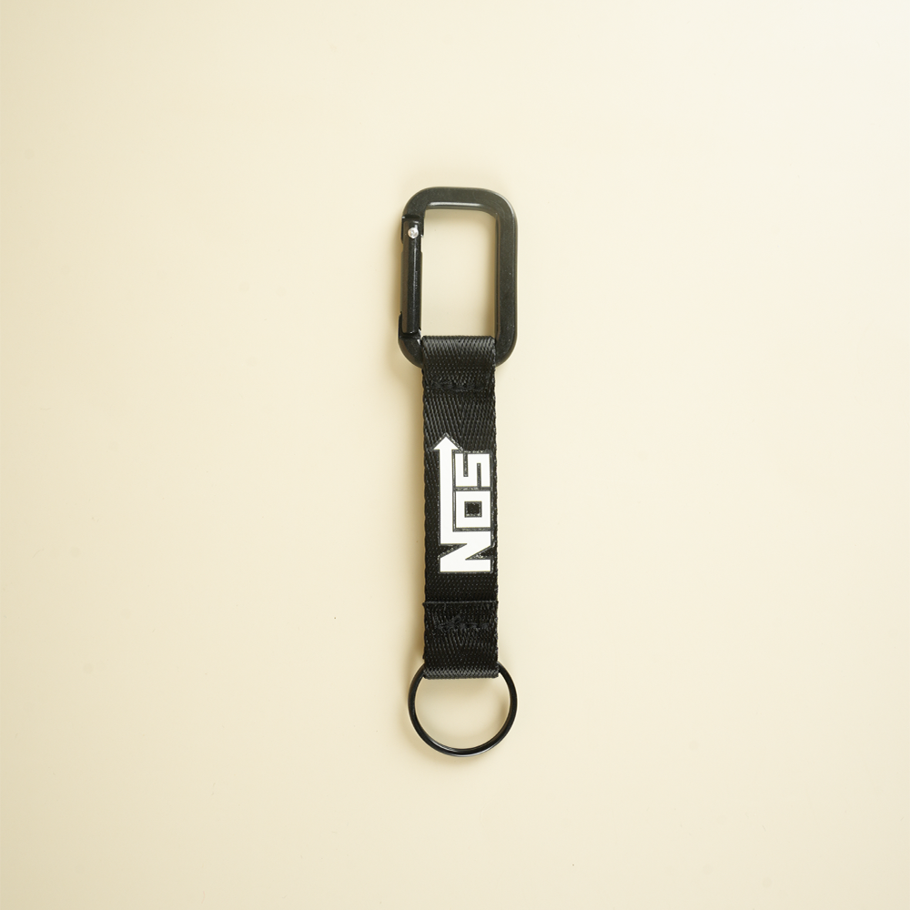 ميدالية مفاتيح NOS – لعشّاق السرعة والإثارة