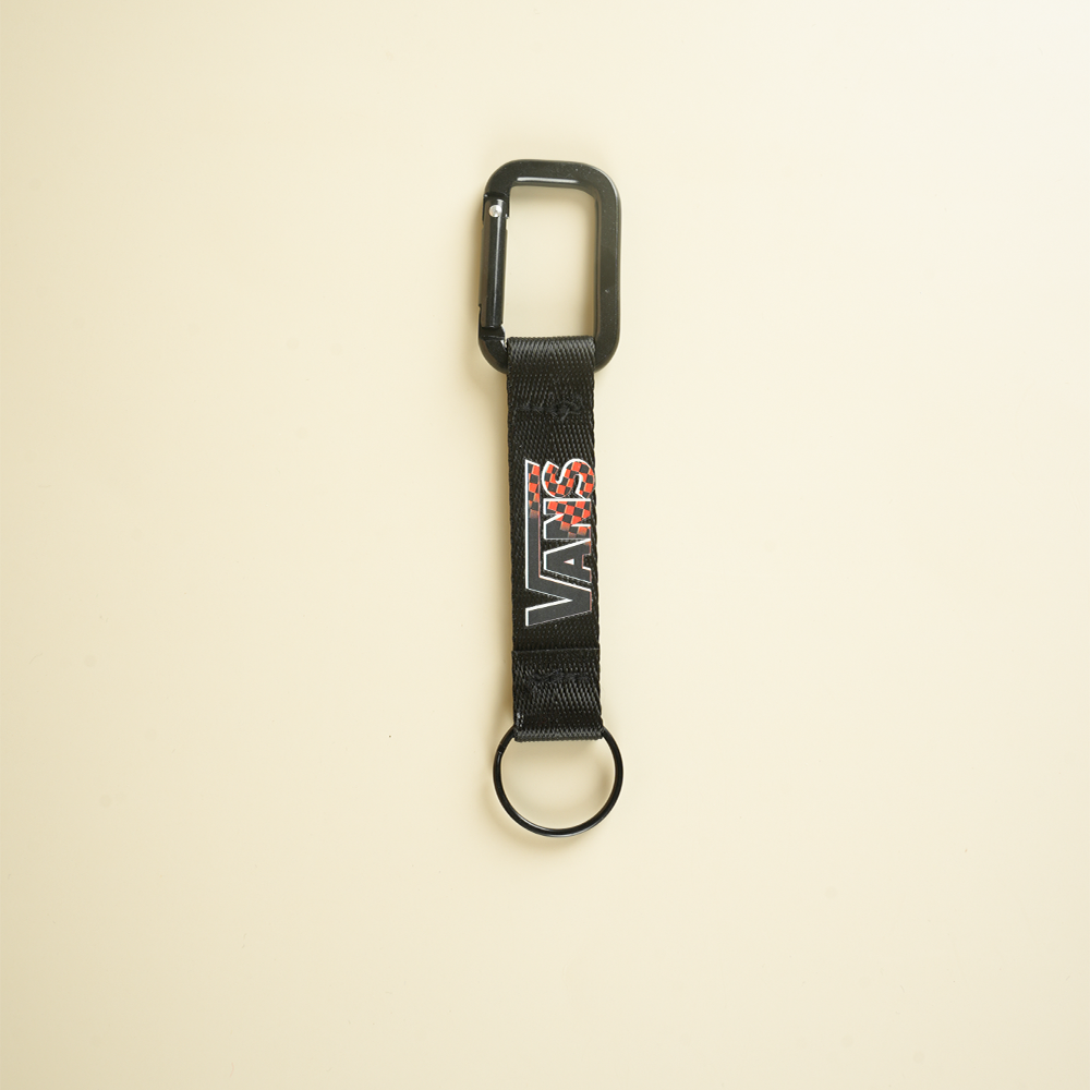 ميدالية مفاتيح Vans – أسلوب الشارع في كل تفصيلة