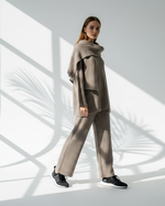 بدلة نسائي سكارف