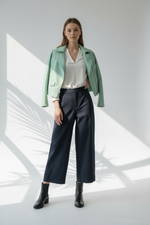 بنطلون نسائي