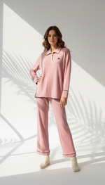 بيجامة نسائي مع ياقة