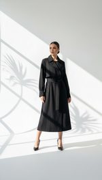 جاكيت نسائي بياقة عريضة وحزام