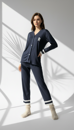 بيجامة نسائي مع تطريز