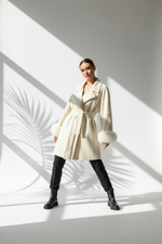 جاكيت نسائي قصير