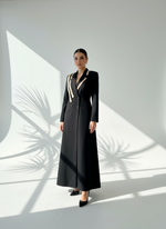 جاكيت نسائي مخطط من الصدر