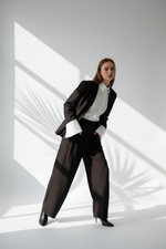 بنطلون نسائي