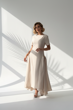 فستان نسائي