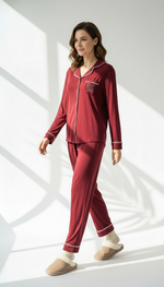 بيجامة نسائي