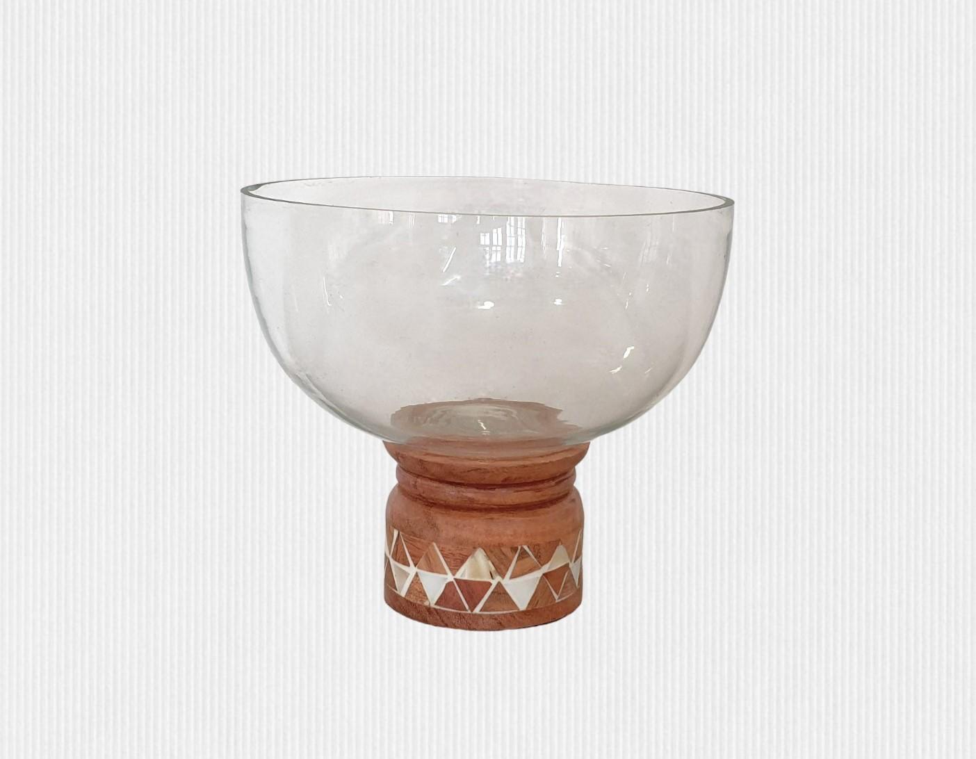 وعاء زجاجى صغير