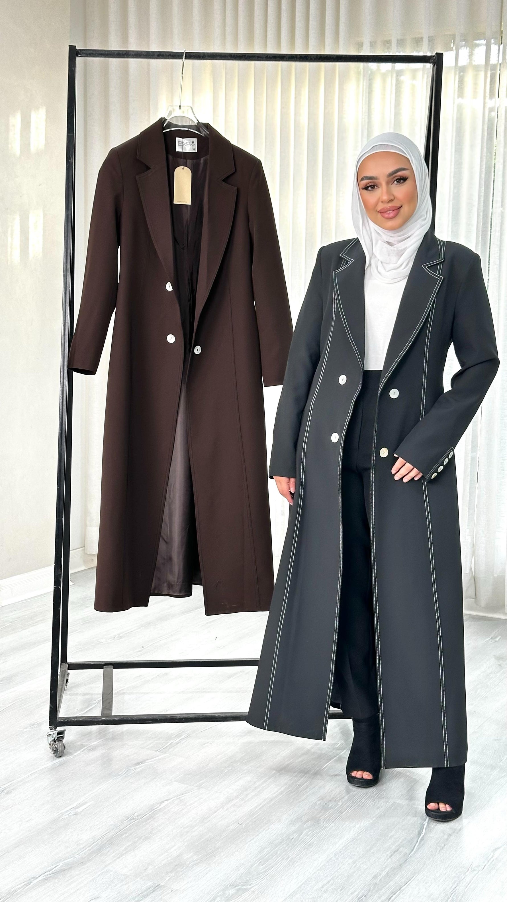 جاكيت نسائي عصري