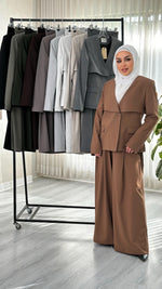 بدلة نسائي