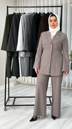 بدلة نسائي بردة صدرية