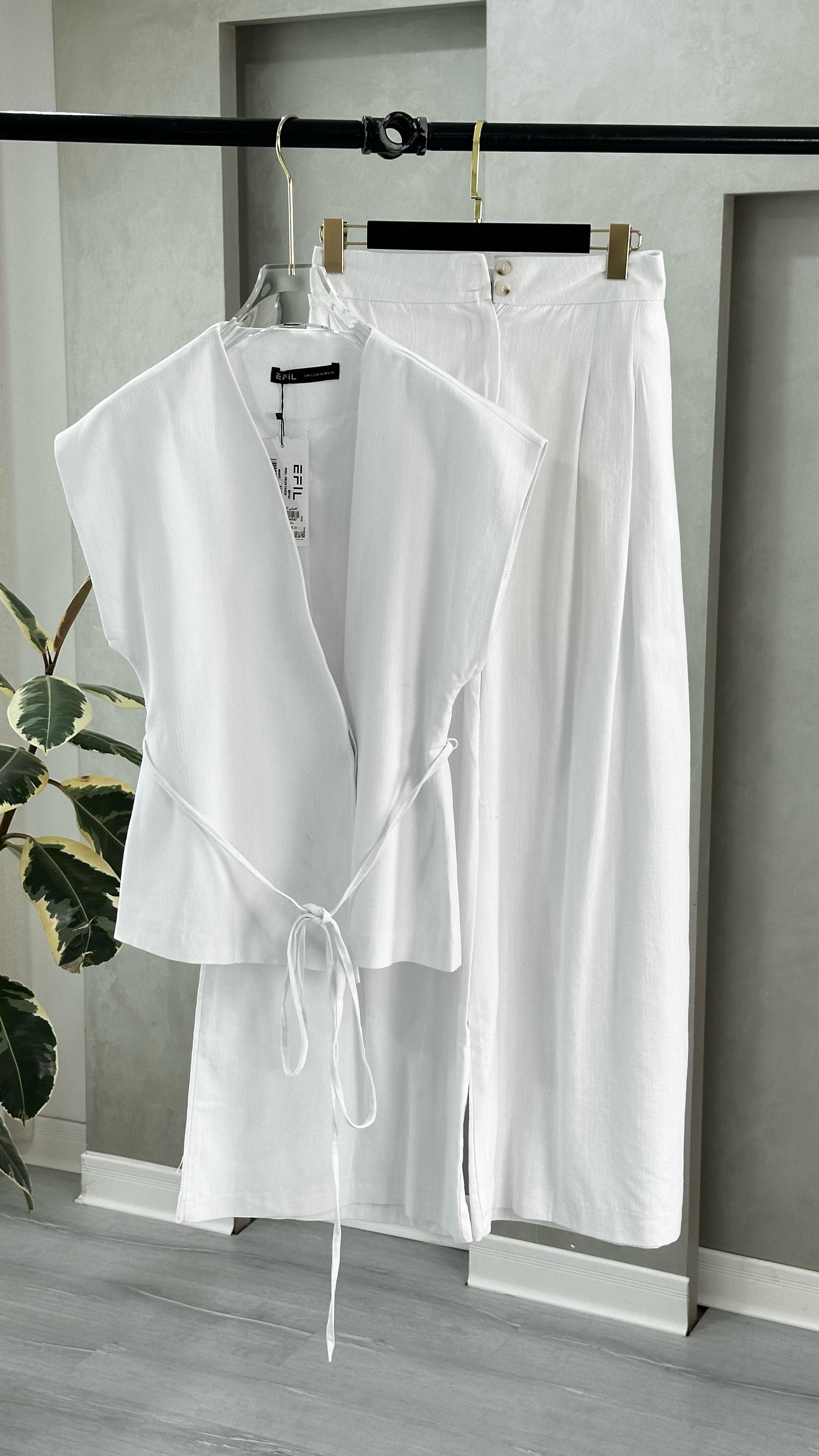 بدلة حفر نسائي