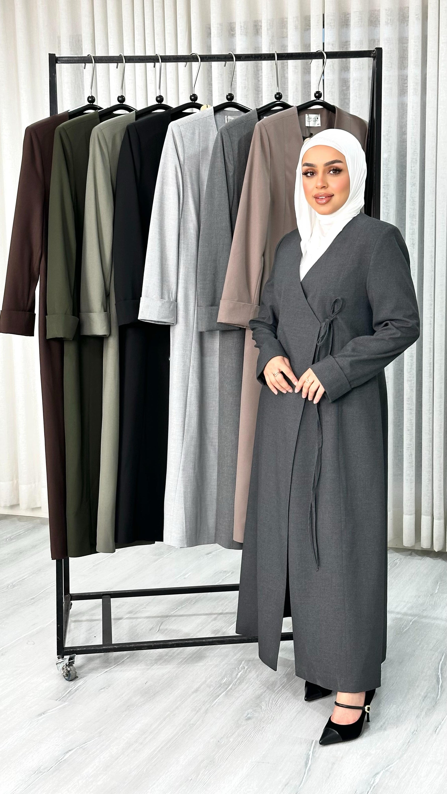 جاكيت نسائي لف طويل