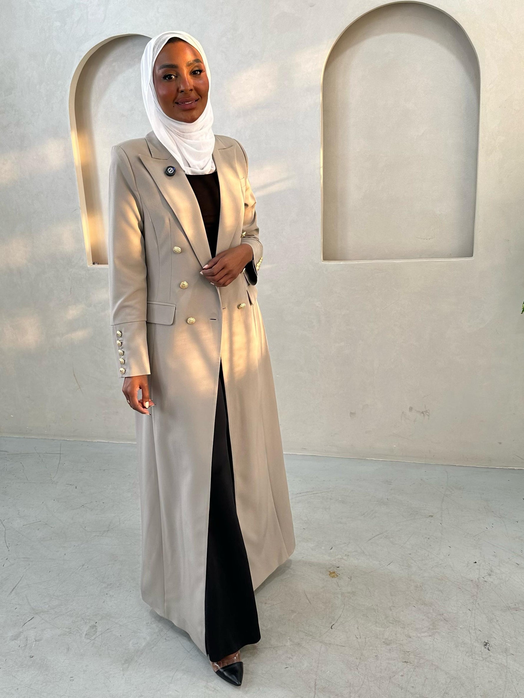 جاكيت نسائي طويل