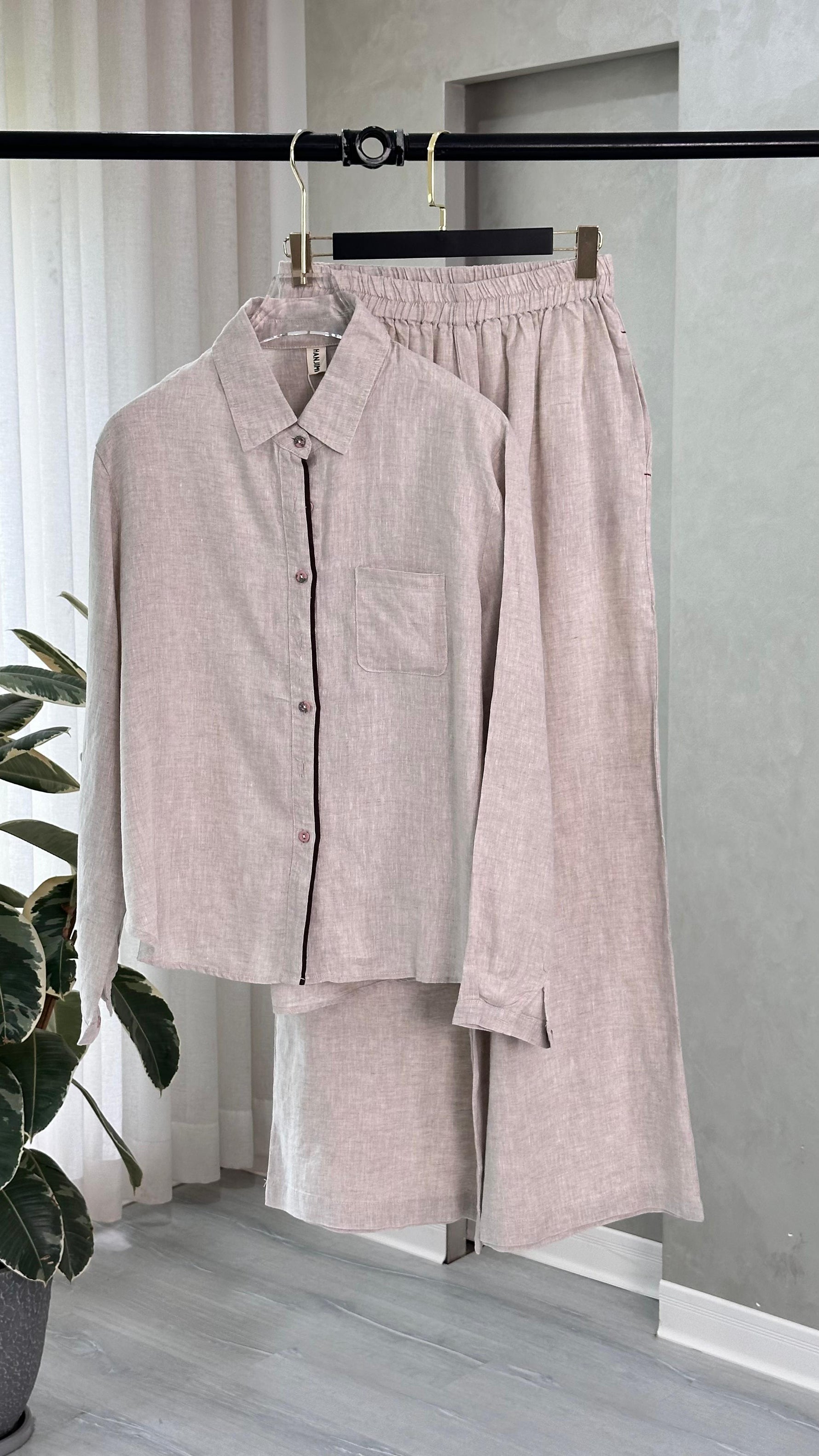 بدلة نسائي سحاب