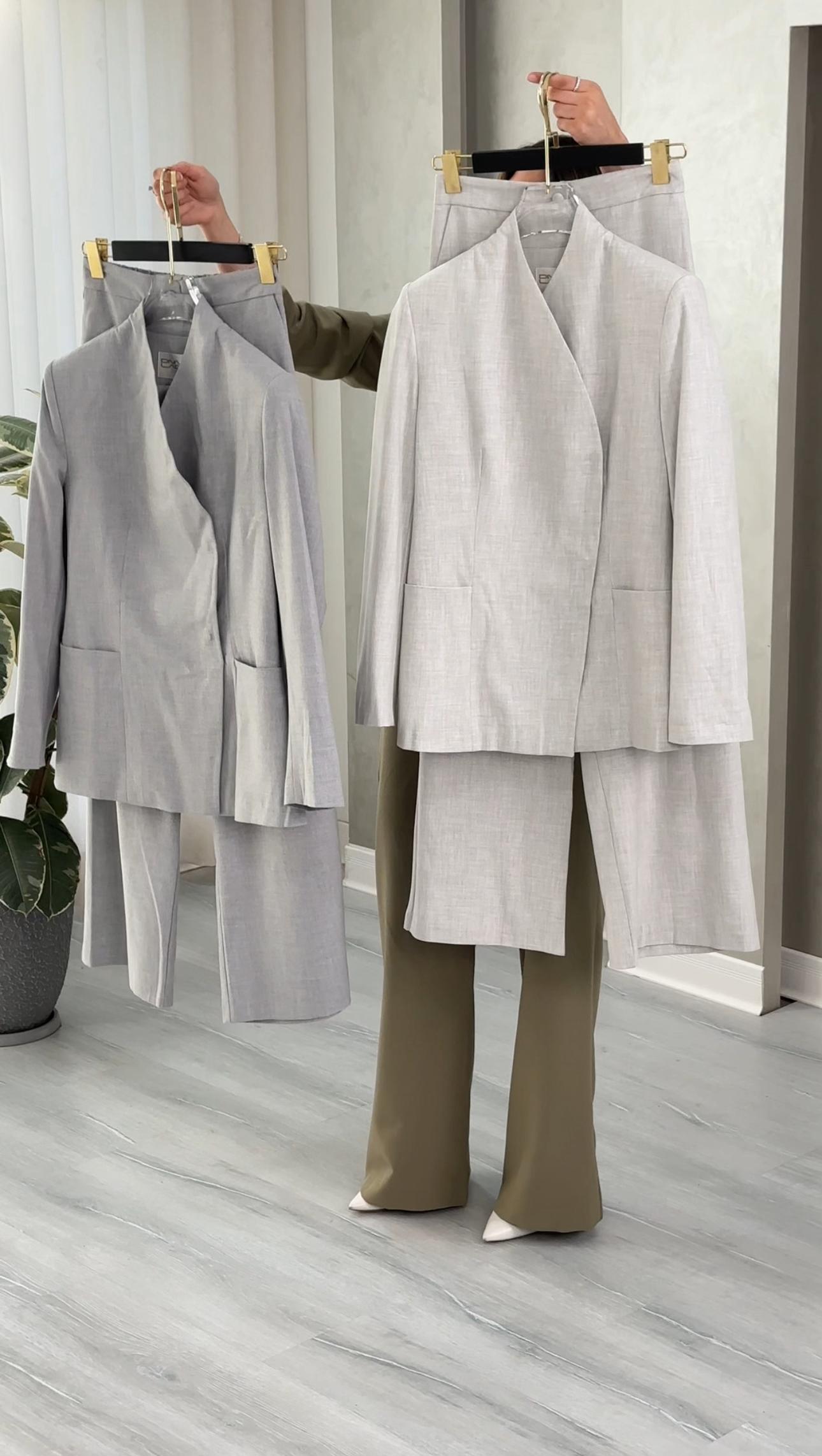 بدلة نسائي زر جانبي