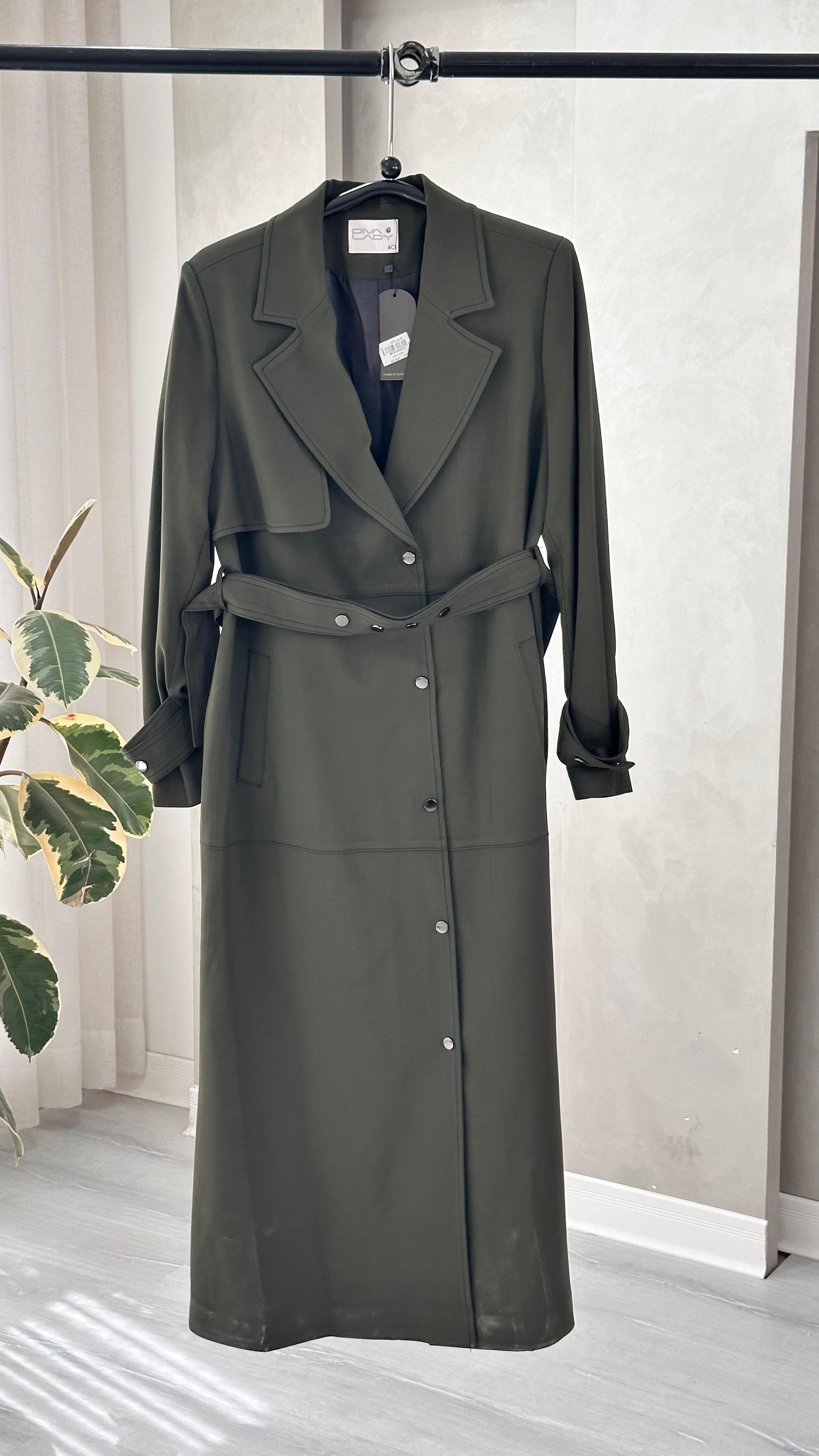 جاكيت نسائي بحزام