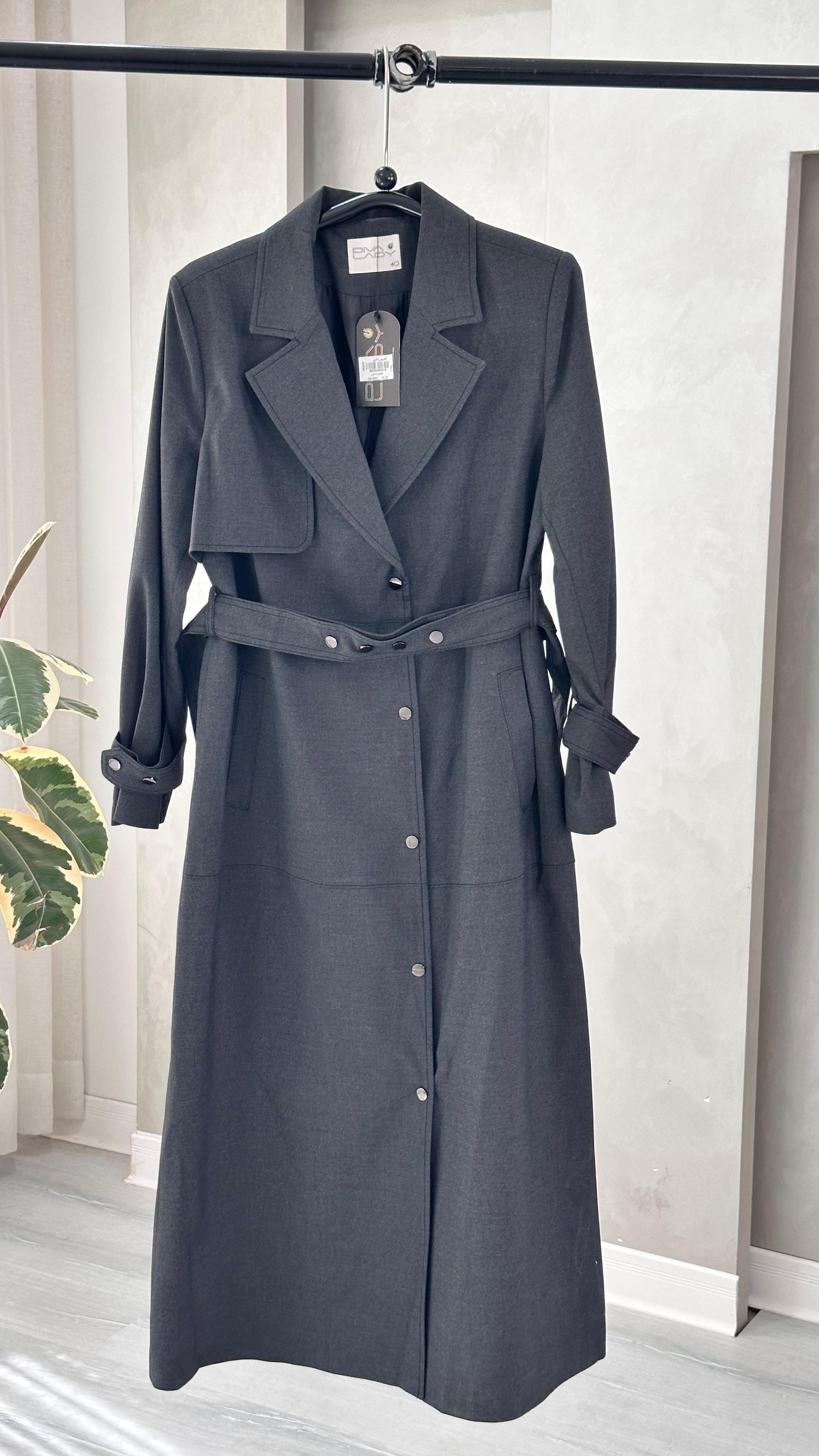 جاكيت نسائي بحزام