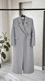 جاكيت حزام ع جنب ازرار