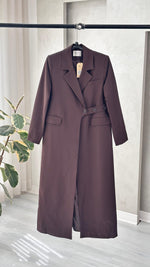 جاكيت حزام ع جنب ازرار