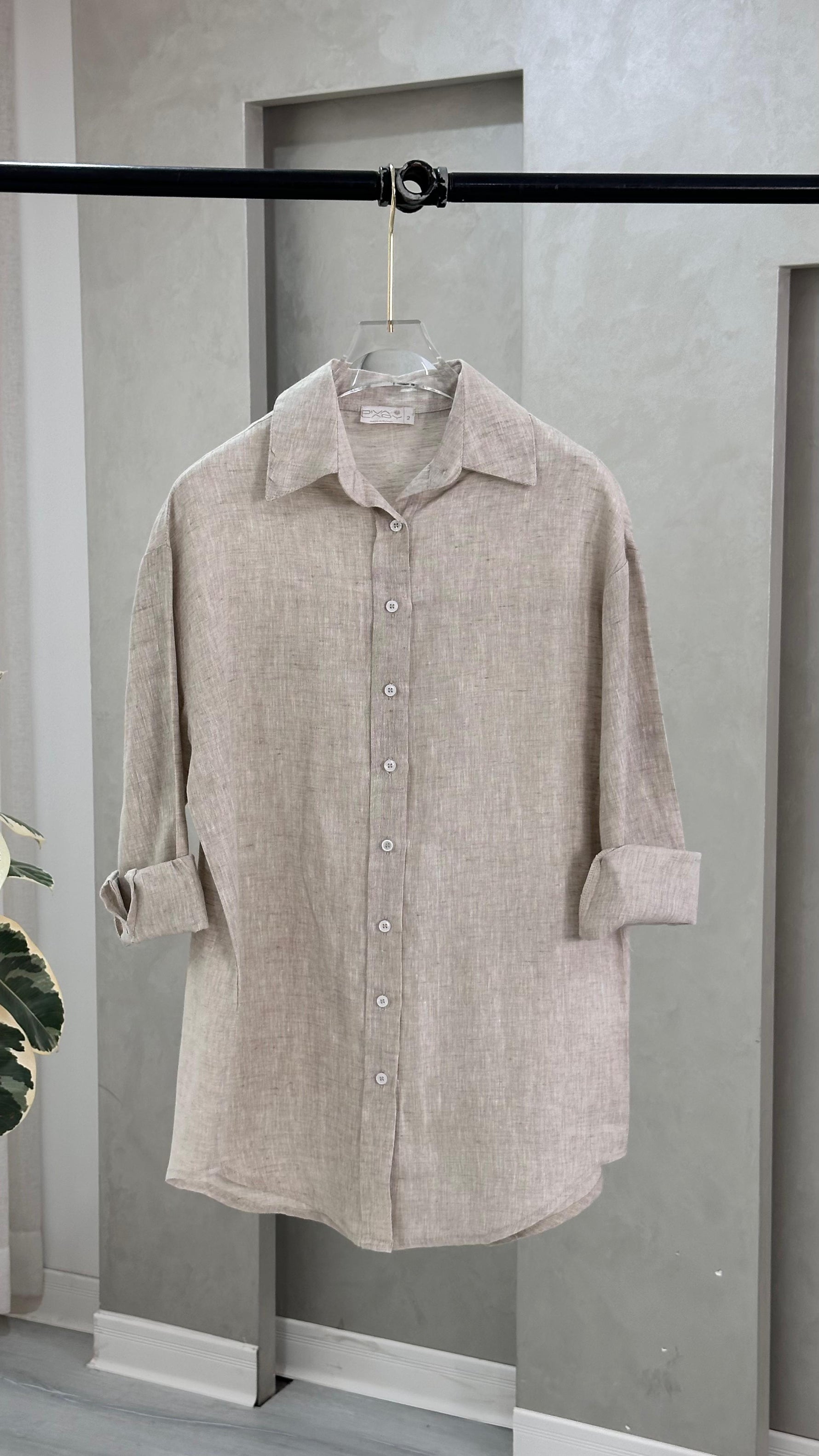 قميص نسائي شبه شفاف