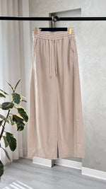 ببنطلون نسائ برباط